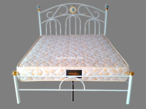 Saphire+kasur BM.jpg/