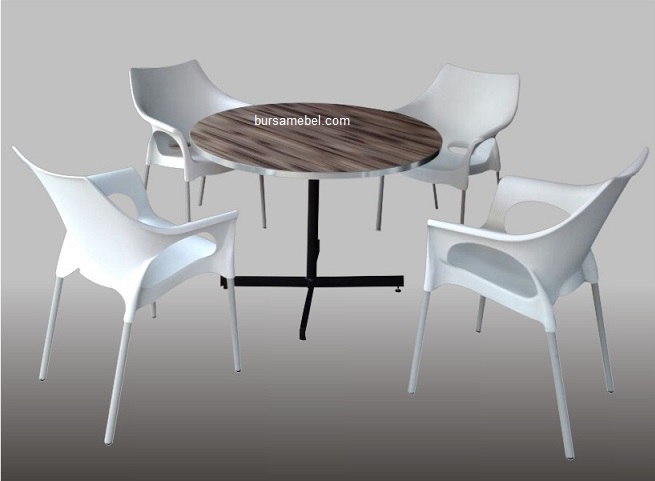 M 100R PC 83 BM.jpg/