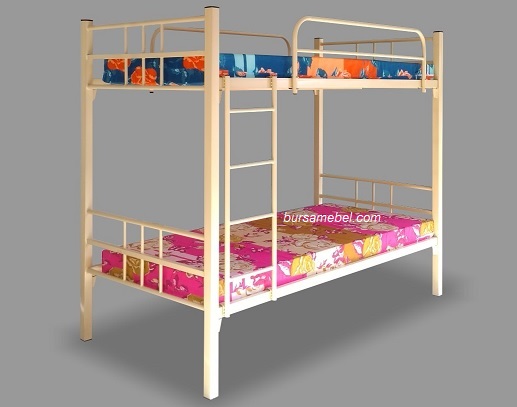 RJS Busa Triplek BM.jpg/